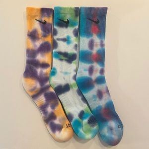 3 Custom Nike Tie Dye Crew Socks 3-Pack Men’s 8-12